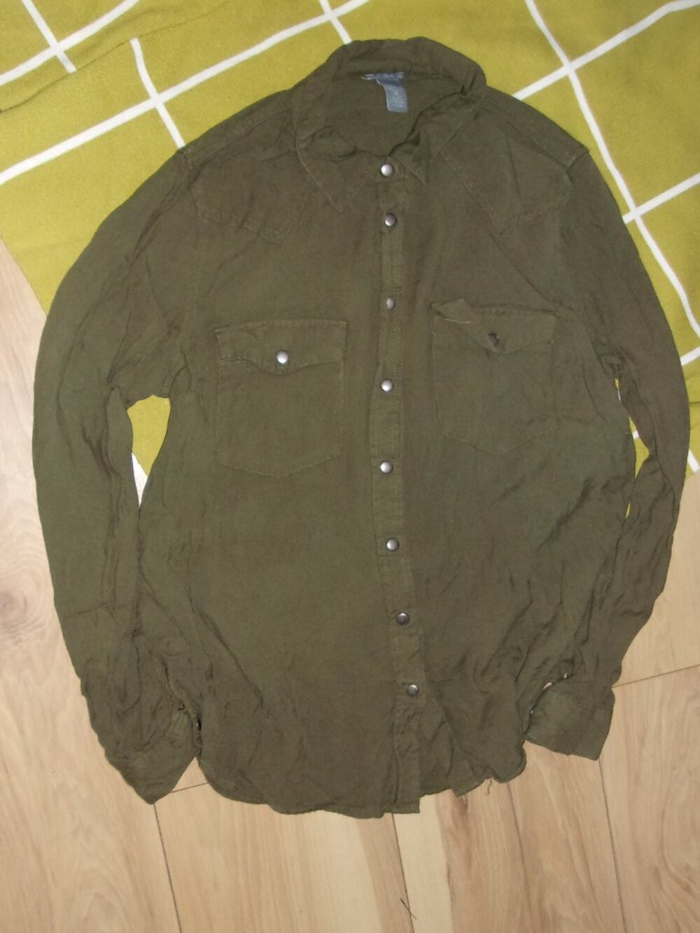 shirt dress size medium womans green snap button top